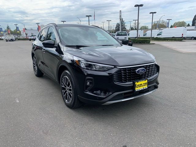 2023 Ford Escape Plug-In Hybrid Premium Package
