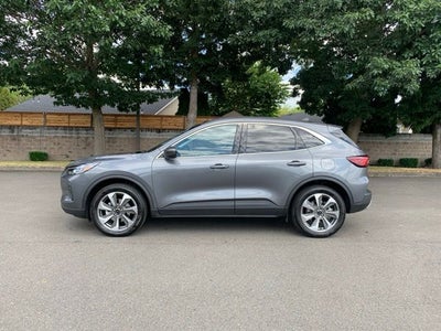 2025 Ford Escape Platinum