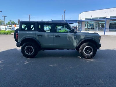 2023 Ford Bronco Base