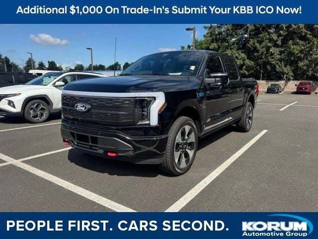 2025 Ford F-150 Lightning Platinum