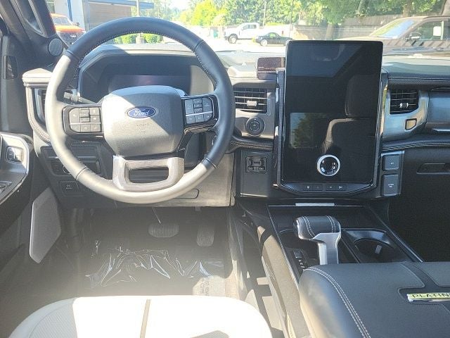 2025 Ford F-150 Lightning Platinum