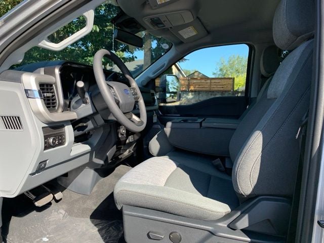 2027 Ford F-350SD XLT
