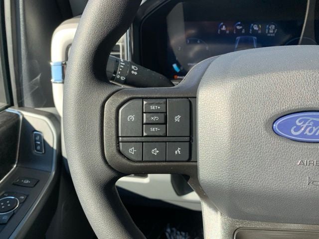 2027 Ford F-350SD XLT