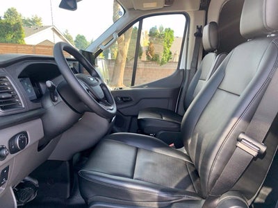 2027 Ford Transit-250 Base