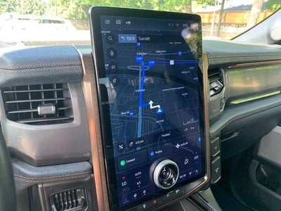 2022 Ford F-150 Lightning Lariat