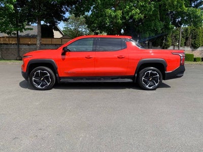 2025 Chevrolet Silverado EV LT