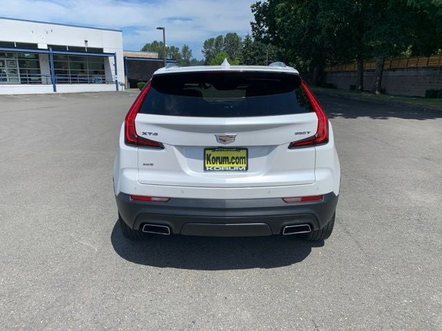 2022 Cadillac XT4 Luxury