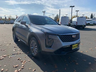 2024 Cadillac XT4 Premium Luxury