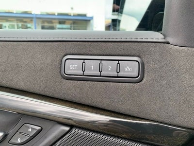 2018 Cadillac Escalade Platinum Edition