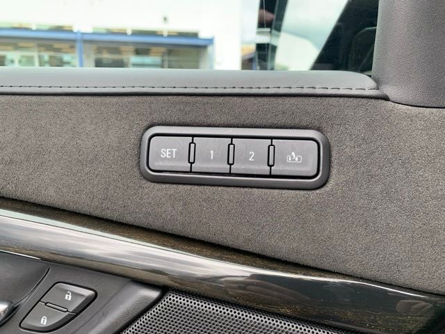 2018 Cadillac Escalade Platinum Edition