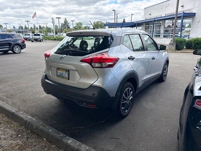 2020 Nissan Kicks S
