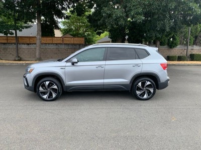 2024 Volkswagen Taos 1.5T SE