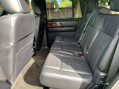 2015 Lincoln Navigator Base
