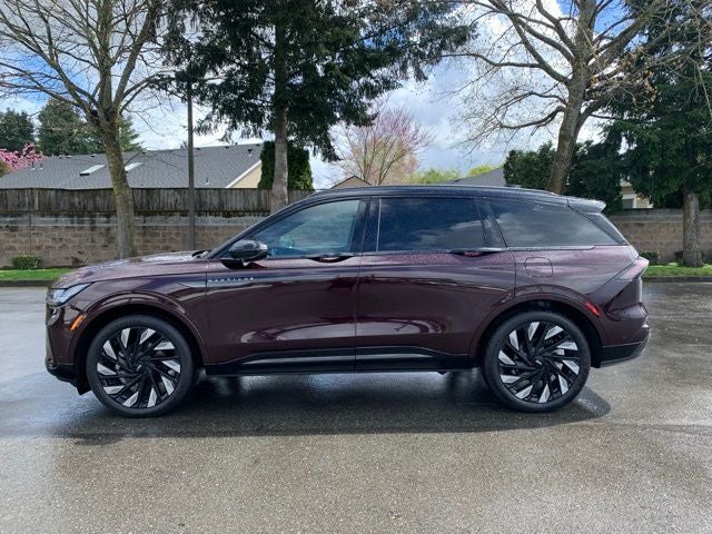 2024 Lincoln Nautilus Reserve