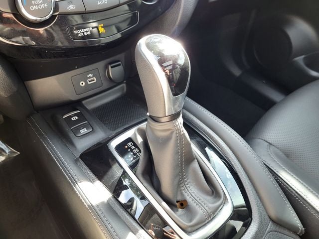 2020 Nissan Rogue SL