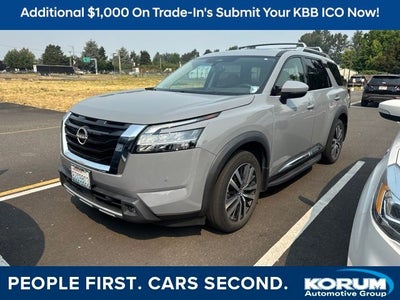 2022 Nissan Pathfinder Platinum