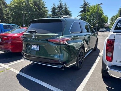 2024 Toyota Sienna Platinum 7 Passenger