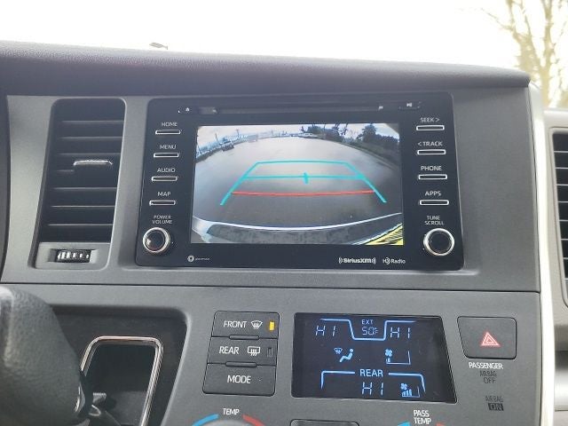 2019 Toyota Sienna LE 7 Passenger