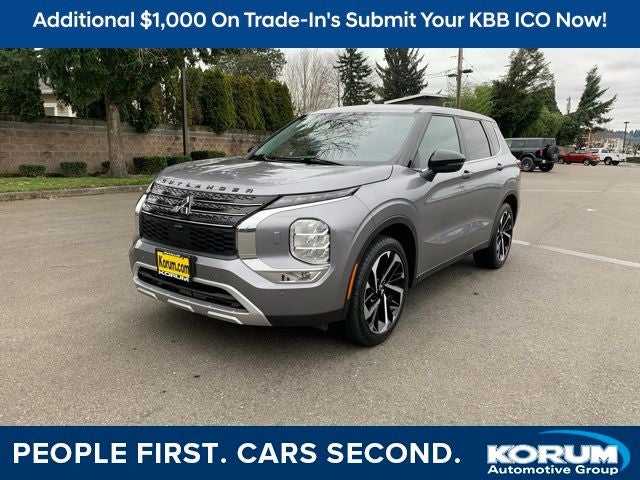 2022 Mitsubishi Outlander SE