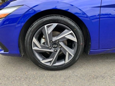 2024 Hyundai Elantra Limited