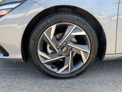 2024 Hyundai Elantra Limited