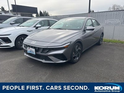 2024 Hyundai Elantra Limited