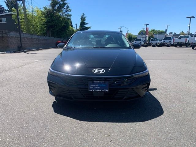 2025 Hyundai Elantra Limited