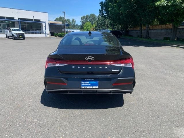2025 Hyundai Elantra Limited