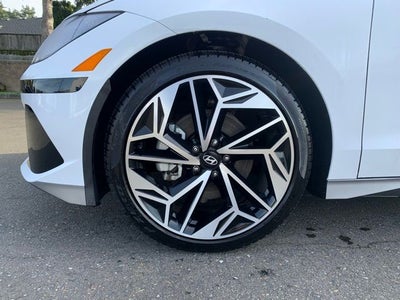 2024 Hyundai IONIQ 6 SEL