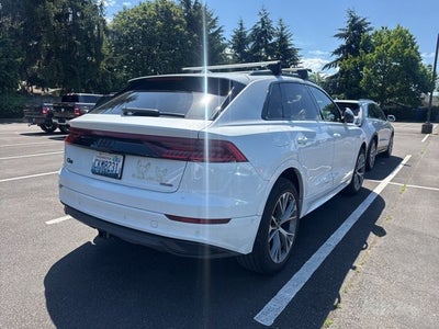 2021 Audi Q8 55 Premium quattro