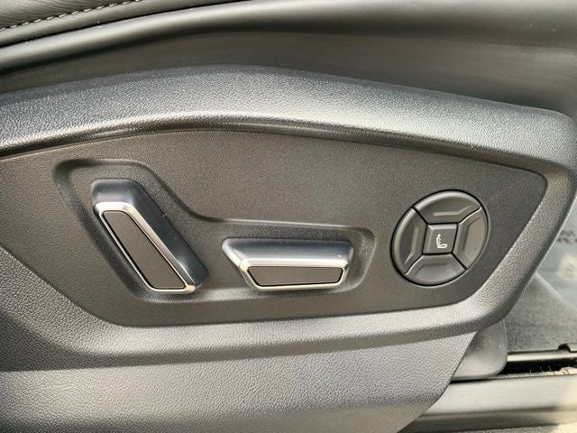 2022 Audi Q8 55 Prestige quattro