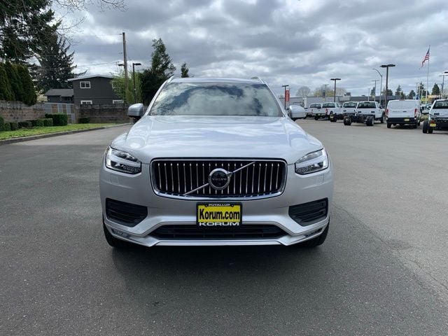 2021 Volvo XC90 T6 Momentum